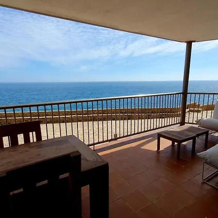 Domuum Holidays Apartment *